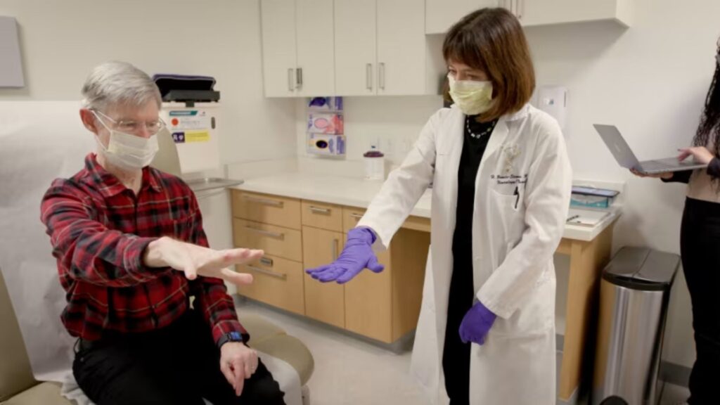 Adaptive deep brain stimulation